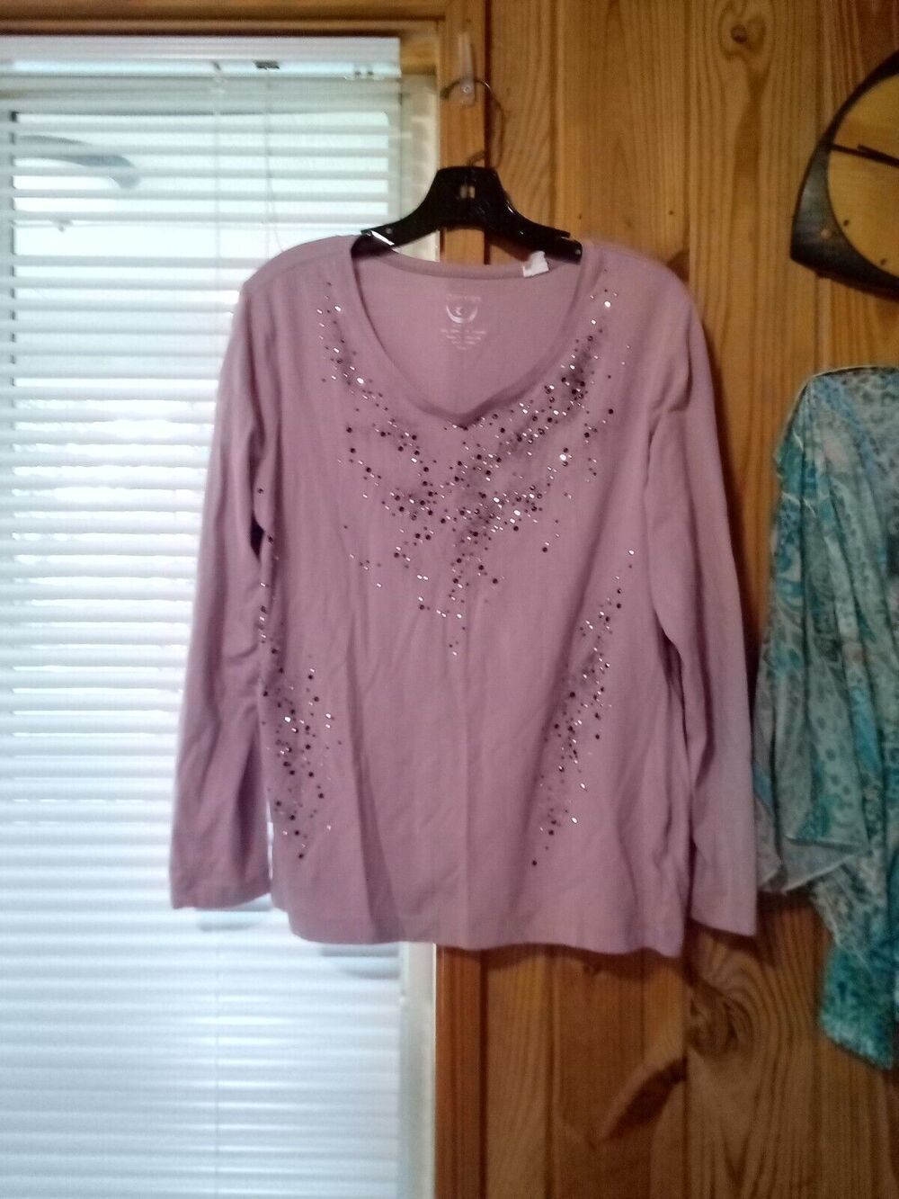 Zenergy by Chico's Sz 2 Light Purple Pink Stud Embellished Shirt